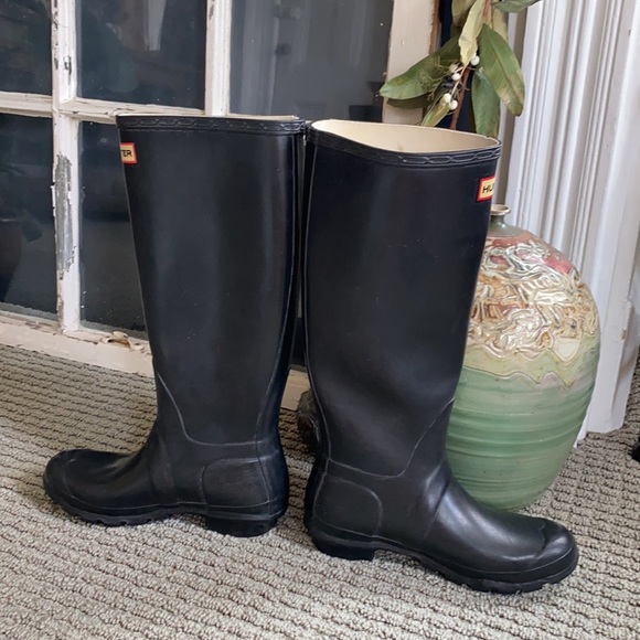 Hunter Rain Boots - Picture 2 of 7